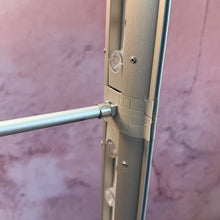 Load image into Gallery viewer, Bright Fold - Closeup10