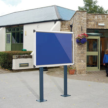 Load image into Gallery viewer, Adept Outdoor Showcase - Surface Posts