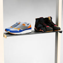 Load image into Gallery viewer, LineUp Product Shelf Large
